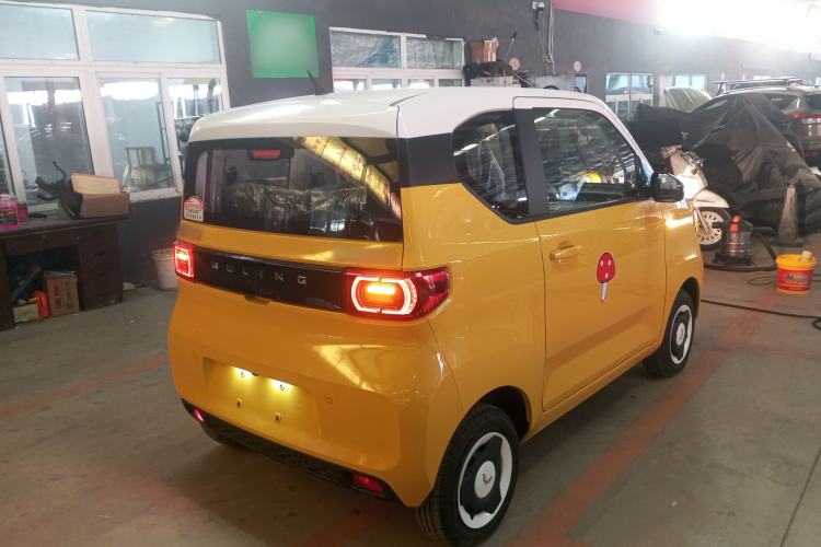 Used Wuling Hongguang MINIEV 2022 Macaron Premium Model – Lithium Iron Phosphate Exterior 5