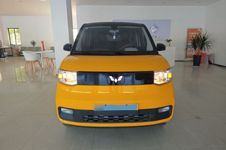 Used Wuling Hongguang MINIEV 2022 Zizai Version Lithium-NMC Front