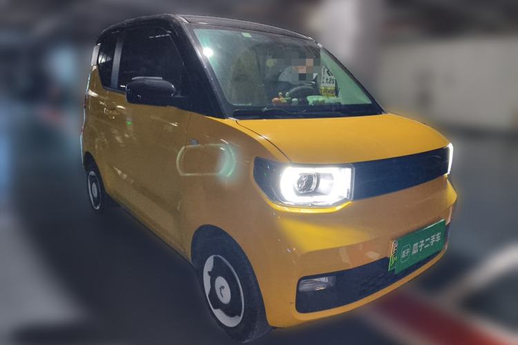 Used Wuling Hongguang MINIEV 2022 Macaron Fashion Model Lithium Iron Phosphate Front Right 45 Deg