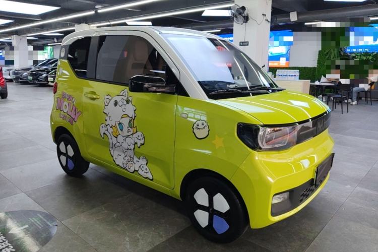 Used Wuling Hongguang MINIEV 2022 Macaron-Color Edition Lithium Iron Phosphate Front Right 45 Deg