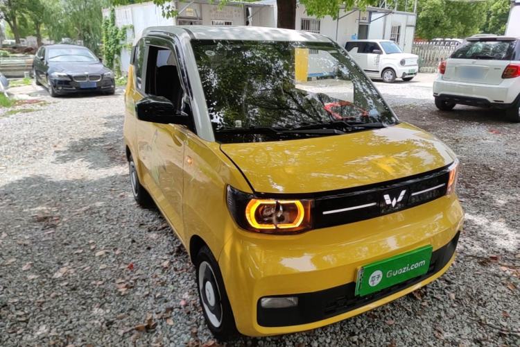 Used Wuling Hongguang MINIEV 2022 Macaron Premium Model – Lithium Ternary Battery Front Right 45 Deg