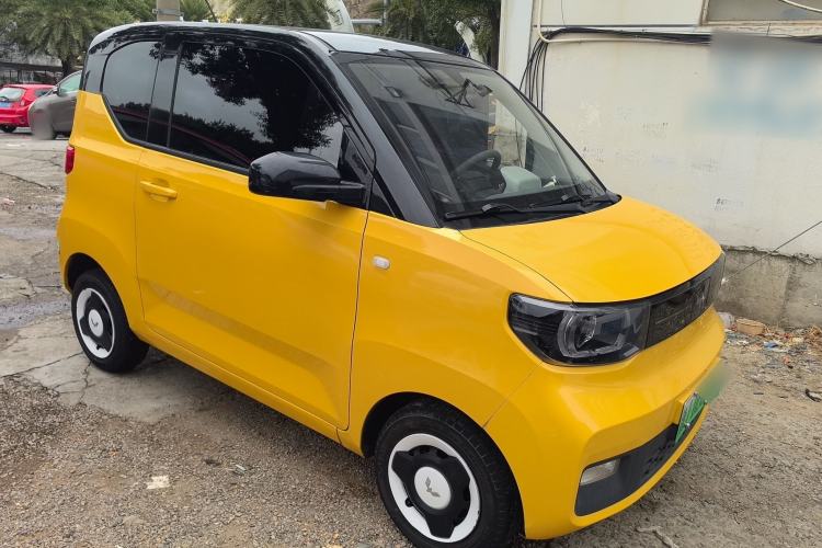 Used Wuling Hongguang MINIEV 2022 Macaron Premium Model – Lithium Iron Phosphate Front Right 45 Deg