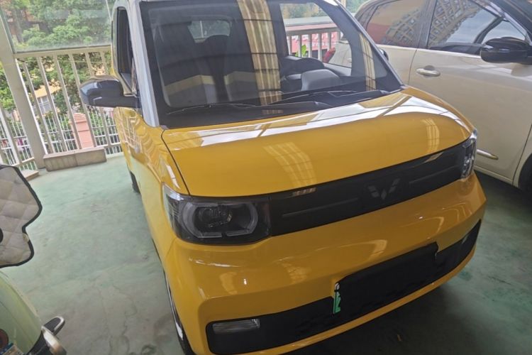 Used Wuling Hongguang MINIEV 2022 Macaron Premium Model – Lithium Iron Phosphate Front Right 45 Deg