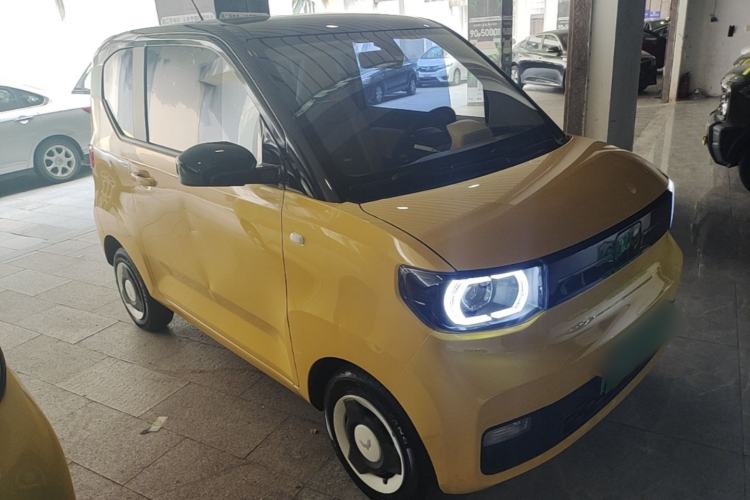 Used Wuling Hongguang MINIEV 2022 Macaron Premium Model – Lithium Iron Phosphate Front Right 45 Deg