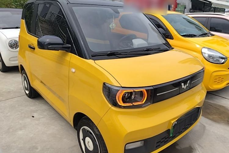Used Wuling Hongguang MINIEV 2022 Macaron Premium Model – Lithium Iron Phosphate Front Right 45 Deg