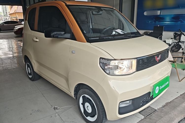 Used Wuling Hongguang MINIEV 2022 Zizai Version Lithium Iron Phosphate Front Right 45 Deg