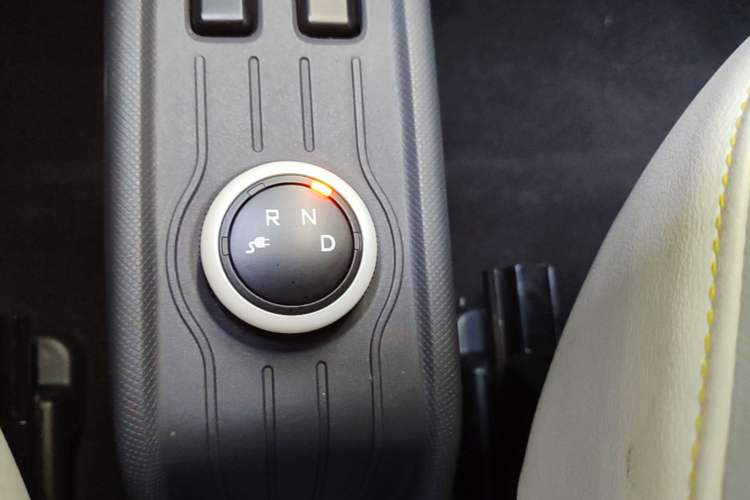 Used Wuling Hongguang MINIEV 2022 Macaron-Color Edition Lithium Iron Phosphate Gear Lever