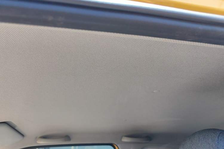 Used Wuling Hongguang MINIEV 2022 Macaron Fashion Model Lithium Iron Phosphate Headliner