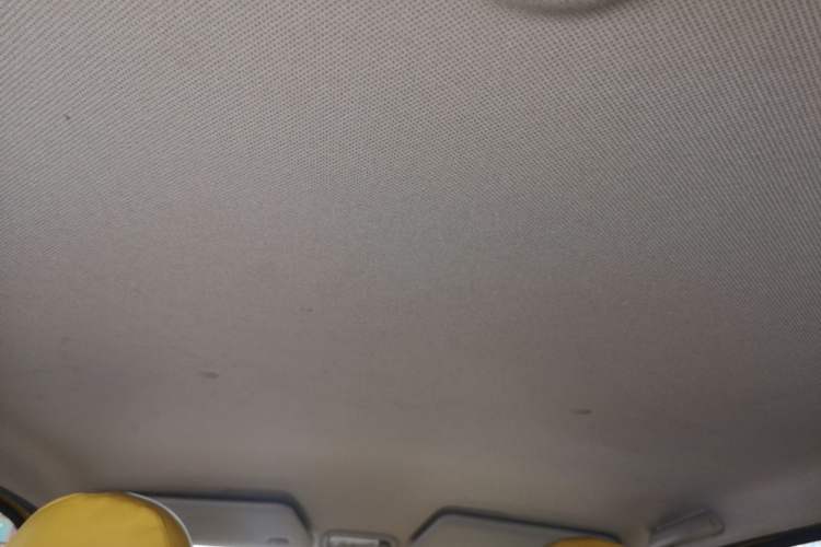 Used Wuling Hongguang MINIEV 2022 Macaron Premium Model – Lithium Ternary Battery Headliner