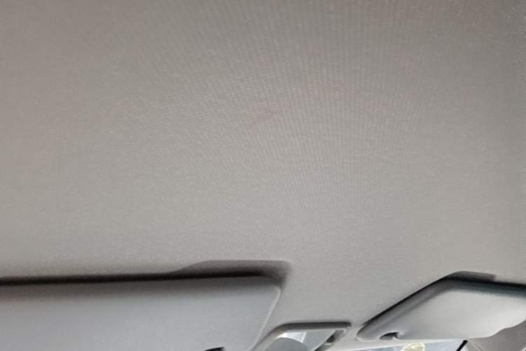 Used Wuling Hongguang MINIEV 2022 Macaron Premium Model – Lithium Iron Phosphate Headliner