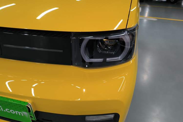 Used Wuling Hongguang MINIEV 2022 Macaron Premium Model – Lithium Iron Phosphate Left Front Headlight