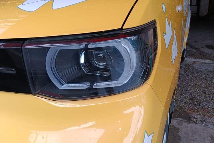 Used Wuling Hongguang MINIEV 2022 Macaron Premium Model – Lithium Iron Phosphate Left Front Headlight