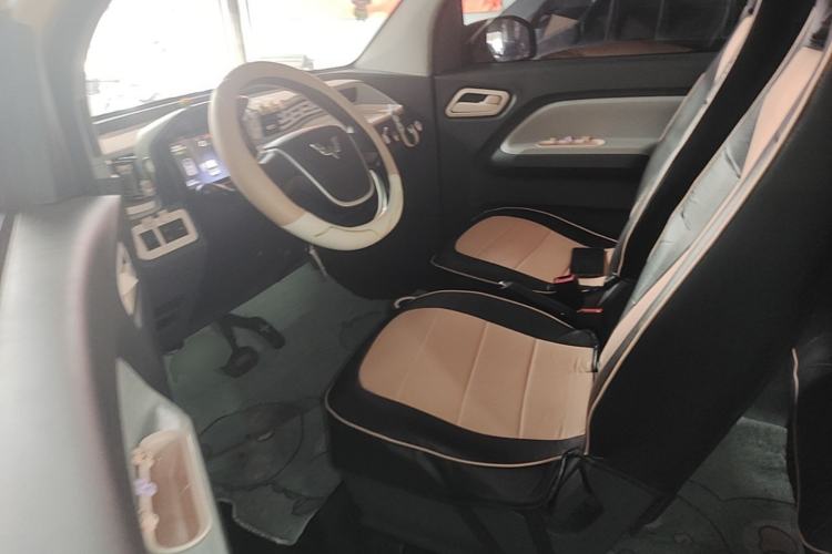 Used Wuling Hongguang MINIEV 2022 Macaron Premium Model – Lithium Iron Phosphate Left Front Seat