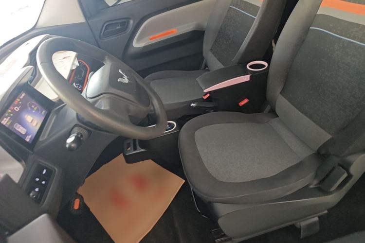 Used Wuling Hongguang MINIEV 2022 Zizai Version Lithium-NMC Left Front Seat