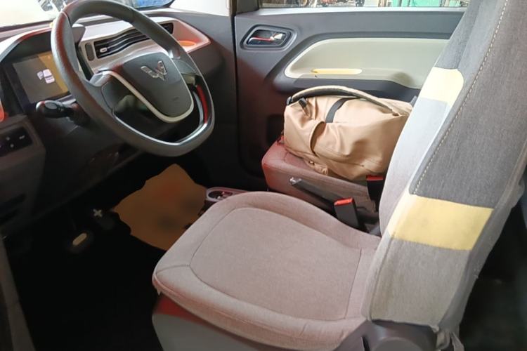 Used Wuling Hongguang MINIEV 2022 Macaron Premium Model – Lithium Iron Phosphate Left Front Seat