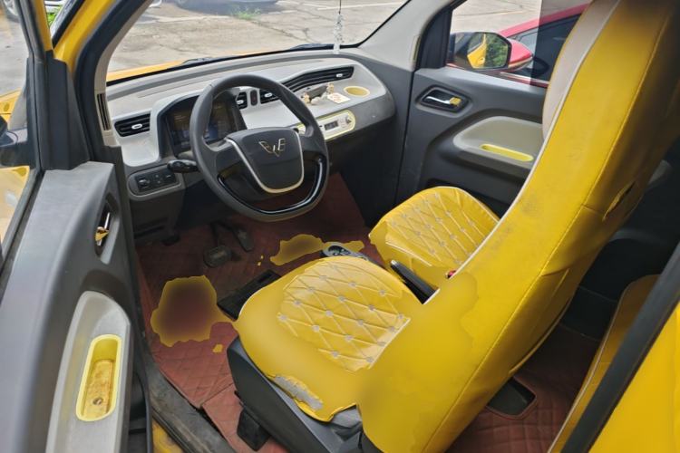 Used Wuling Hongguang MINIEV 2022 Macaron Fashion Model Lithium Iron Phosphate Left Front Seat