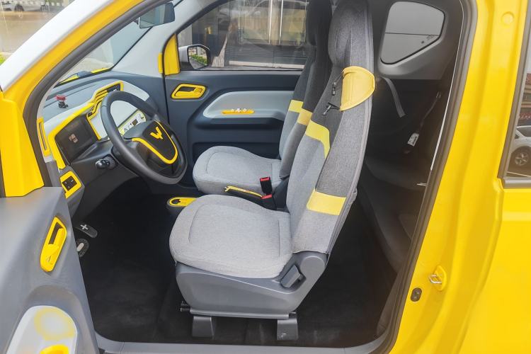 Used Wuling Hongguang MINIEV 2022 Macaron Premium Model – Lithium Iron Phosphate Left Front Seat