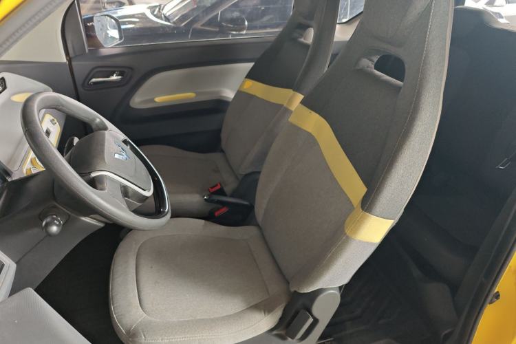 Used Wuling Hongguang MINIEV 2022 Macaron Premium Model – Lithium Iron Phosphate Left Front Seat