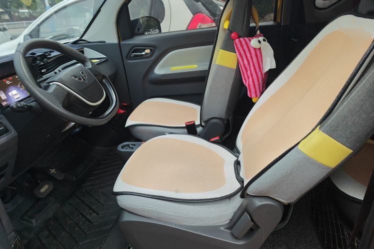 Used Wuling Hongguang MINIEV 2022 Macaron Fashion Edition Lithium-Nickel-Cobalt-Alpha-oxide Left Front Seat