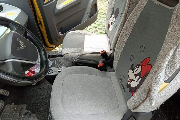Used Wuling Hongguang MINIEV 2022 Macaron Premium Model – Lithium Iron Phosphate Left Front Seat