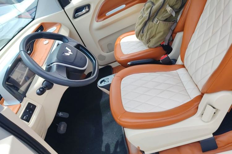 Used Wuling Hongguang MINIEV 2022 Macaron Premium Model – Lithium Iron Phosphate Left Front Seat