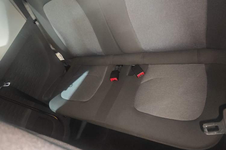 Used Wuling Hongguang MINIEV 2022 Macaron Premium Model – Lithium Ternary Battery Left Rear Seat