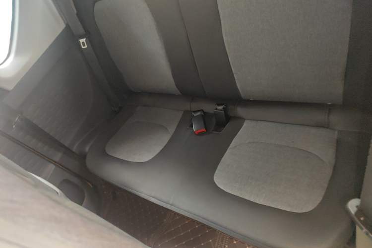 Used Wuling Hongguang MINIEV 2022 Macaron Premium Model – Lithium Iron Phosphate Left Rear Seat