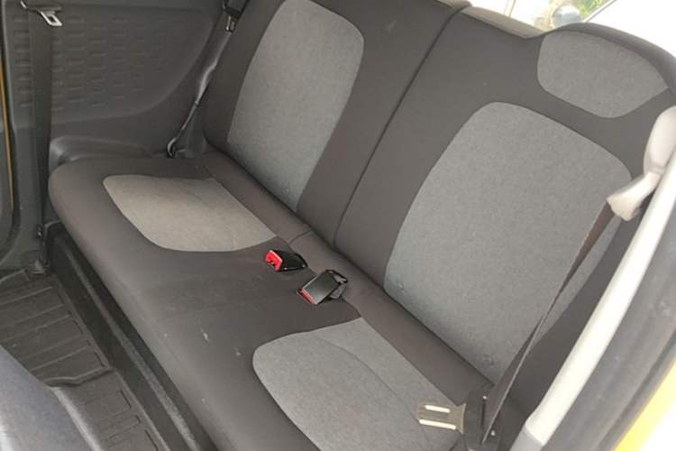 Used Wuling Hongguang MINIEV 2022 Macaron Premium Model – Lithium Iron Phosphate Left Rear Seat