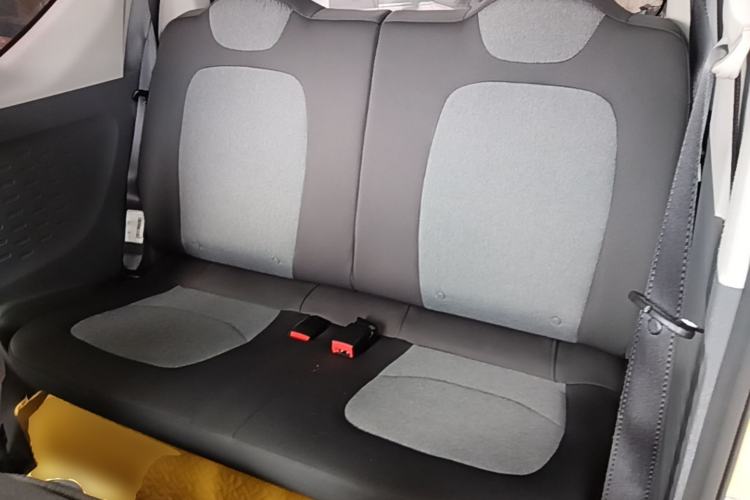 Used Wuling Hongguang MINIEV 2022 Macaron Premium Model – Lithium Iron Phosphate Left Rear Seat