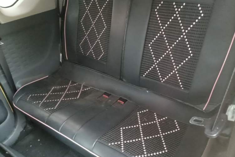 Used Wuling Hongguang MINIEV 2022 Macaron Premium Model – Lithium Iron Phosphate Left Rear Seat