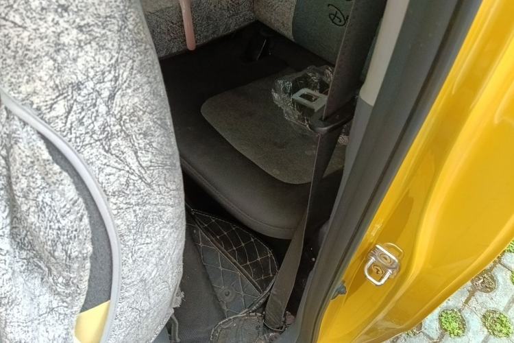 Used Wuling Hongguang MINIEV 2022 Macaron Premium Model – Lithium Iron Phosphate Left Rear Seat