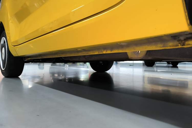 Used Wuling Hongguang MINIEV 2022 Macaron Premium Model – Lithium Iron Phosphate Left Side Sill
