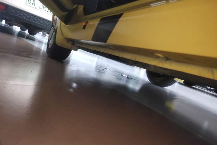 Used Wuling Hongguang MINIEV 2022 Macaron Premium Model – Lithium Ternary Battery Left Side Sill