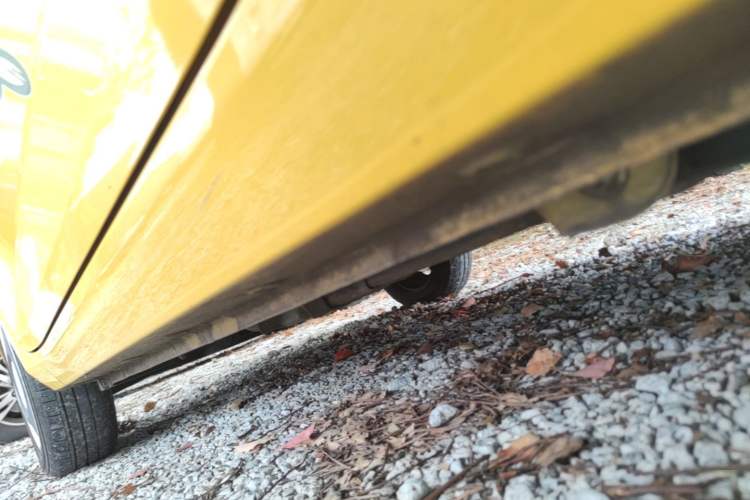 Used Wuling Hongguang MINIEV 2022 Macaron Premium Model – Lithium Ternary Battery Left Side Sill