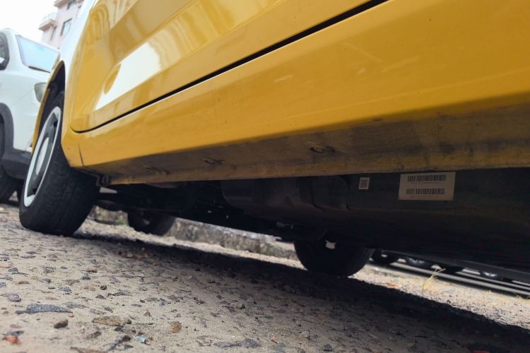 Used Wuling Hongguang MINIEV 2022 Macaron Premium Model – Lithium Iron Phosphate Left Side Sill