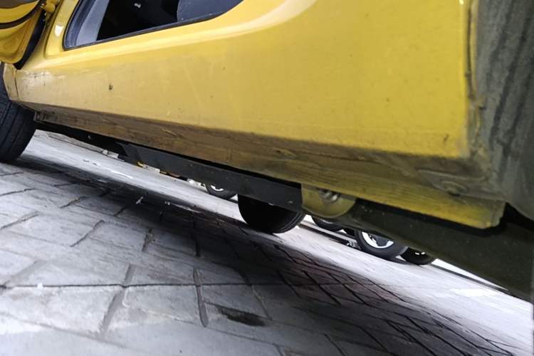 Used Wuling Hongguang MINIEV 2022 Macaron Premium Model – Lithium Iron Phosphate Left Side Sill
