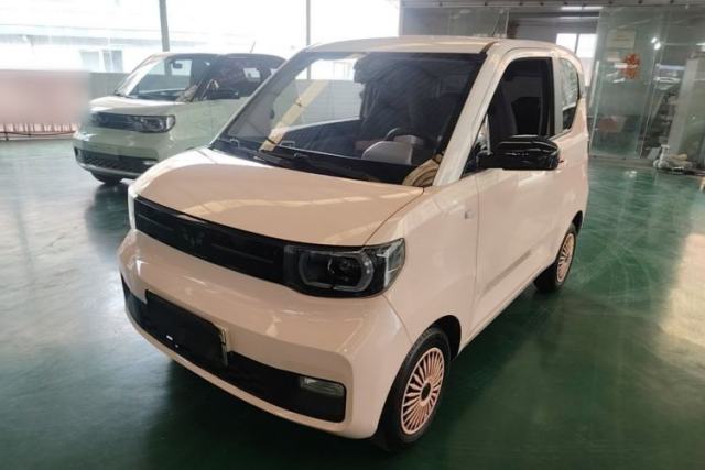 Ojetý Wuling Hongguang MINIEV 2022 Macaron Premium Model – Lithium Iron Phosphate