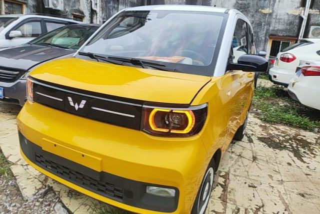 Used Wuling Hongguang MINIEV 2022 Macaron Premium Model – Lithium Iron Phosphate