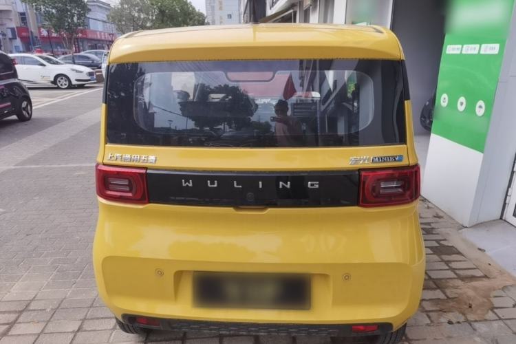 Used Wuling Hongguang MINIEV 2022 Macaron Fashion Edition Lithium-Nickel-Cobalt-Alpha-oxide Rear
