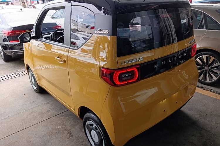 Used Wuling Hongguang MINIEV 2022 Macaron Premium Model – Lithium Iron Phosphate Rear Left 45 Deg