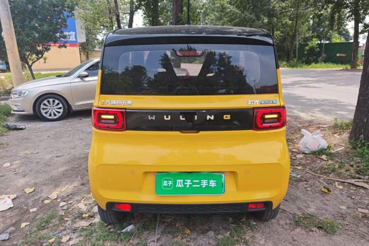 Used Wuling Hongguang MINIEV 2022 Macaron Fashion Model Lithium Iron Phosphate Rear