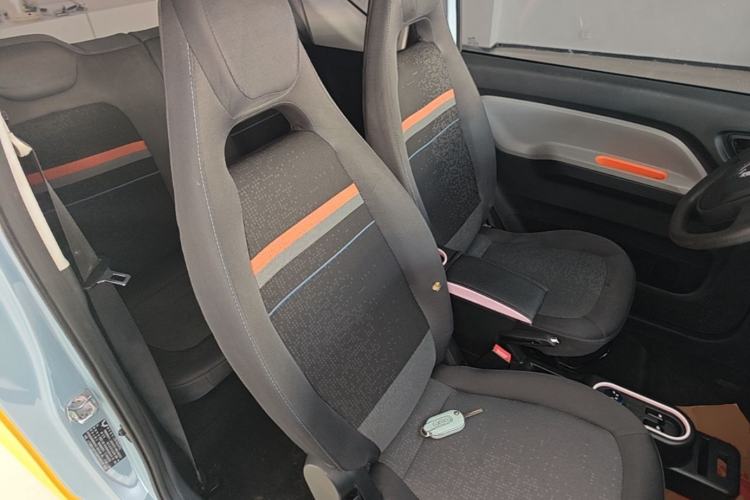Used Wuling Hongguang MINIEV 2022 Zizai Version Lithium-NMC Right Front Seat