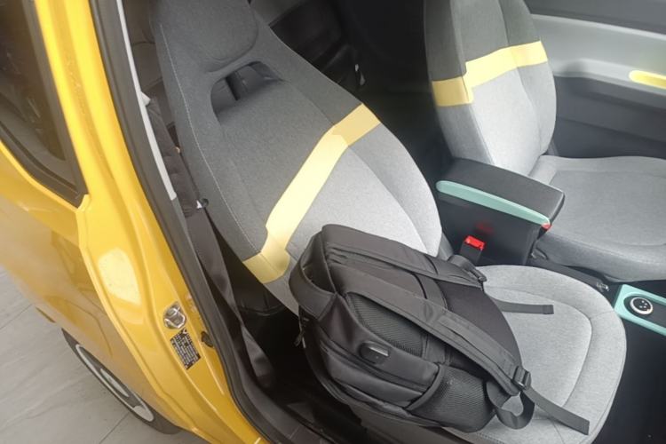 Used Wuling Hongguang MINIEV 2022 Macaron Premium Model – Lithium Iron Phosphate Right Front Seat