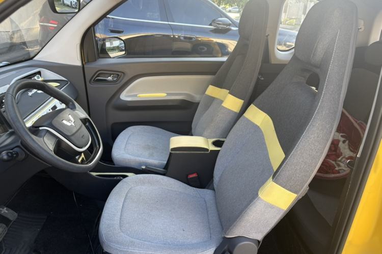 Used Wuling Hongguang MINIEV 2022 Macaron Fashion Edition Lithium-Nickel-Cobalt-Alpha-oxide Right Front Seat
