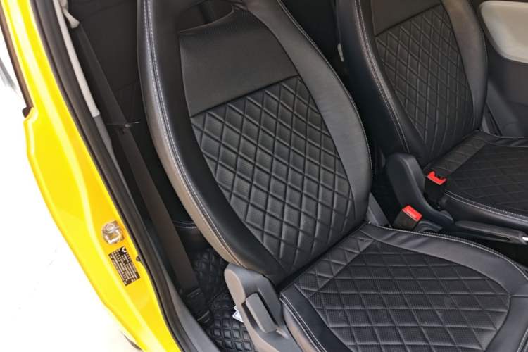 Used Wuling Hongguang MINIEV 2022 Macaron Fashion Edition Lithium-Nickel-Cobalt-Alpha-oxide Right Front Seat