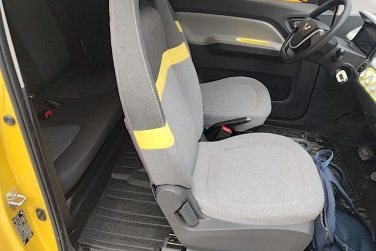 Used Wuling Hongguang MINIEV 2022 Macaron Premium Model – Lithium Iron Phosphate Right Front Seat