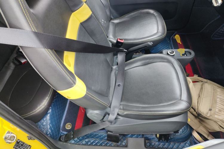 Used Wuling Hongguang MINIEV 2022 Macaron Premium Model – Lithium Iron Phosphate Right Front Seat