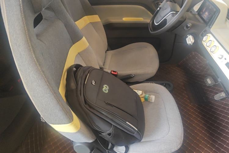 Used Wuling Hongguang MINIEV 2022 Macaron Premium Model – Lithium Iron Phosphate Right Front Seat