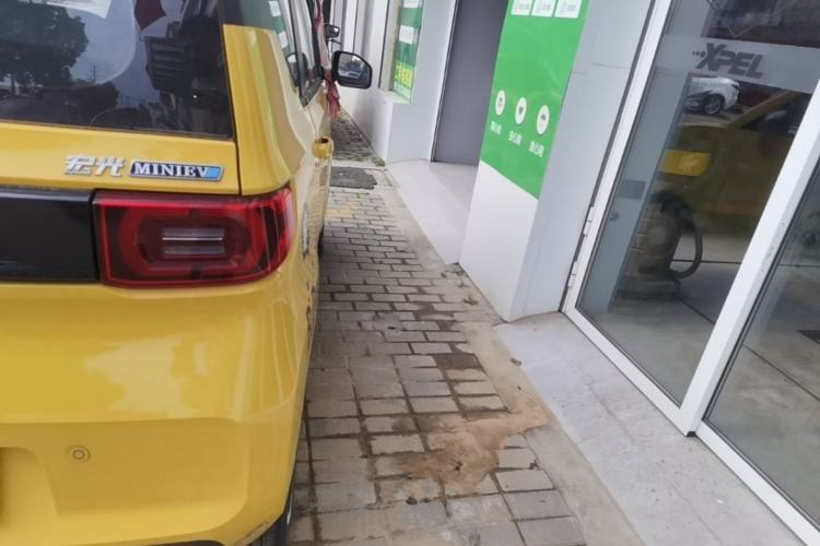 Used Wuling Hongguang MINIEV 2022 Macaron Fashion Edition Lithium-Nickel-Cobalt-Alpha-oxide Right Rear Taillight
