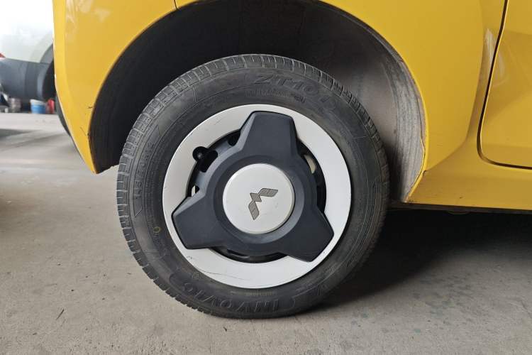 Used Wuling Hongguang MINIEV 2022 Macaron Premium Model – Lithium Iron Phosphate Exterior 5